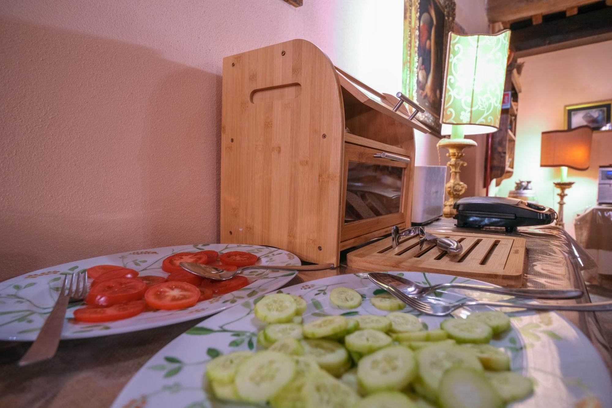 Antica Dimora Leones Bed and Breakfast Palaia Εξωτερικό φωτογραφία