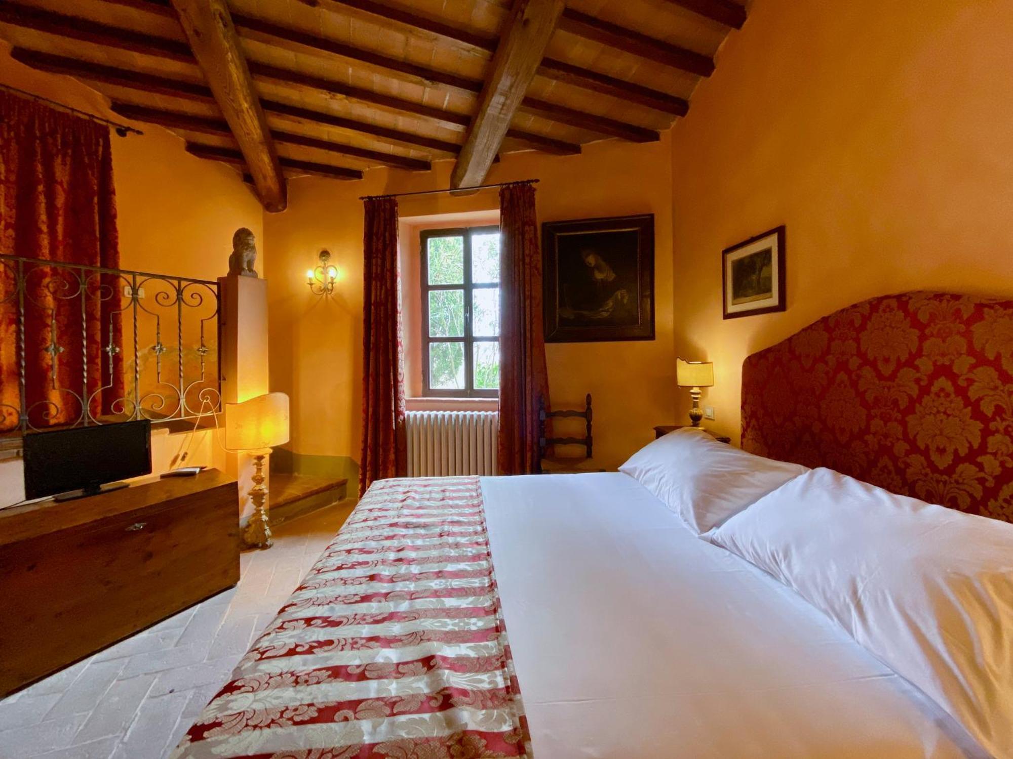Antica Dimora Leones Bed and Breakfast Palaia Εξωτερικό φωτογραφία