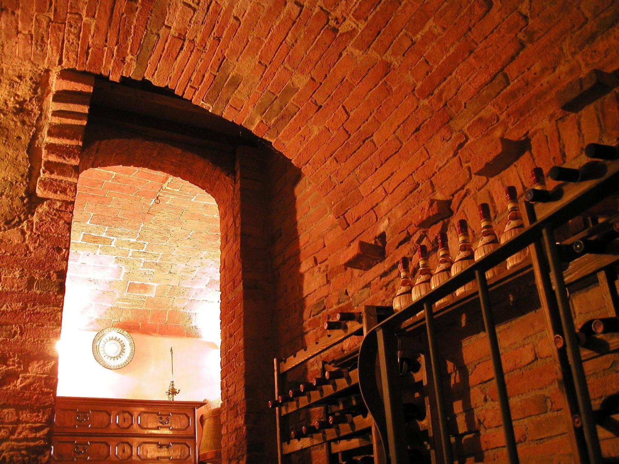 Antica Dimora Leones Bed and Breakfast Palaia Εξωτερικό φωτογραφία